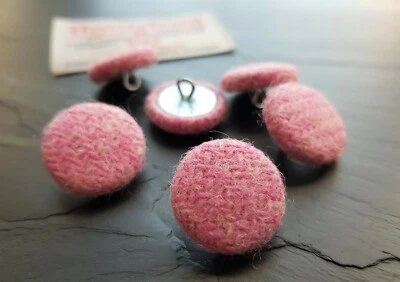 Pink Harris Tweed Fabric covered Buttons 19, 23, 25 or 31mm packs of buttons - Image 1 of 4