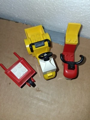 Scooter Legos de colección... Lote de 3 camiones y carretillas de 3 ruedas Foto 1 de 4