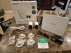 Netgear Arlo Wireless Home Security Camera System 2 Camera Kit - Picture 1 of 19