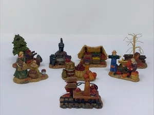 🍂VINTAGE RITE AID🍁 FALL 🍁AUTUMN🍁 HARVEST 🍁THANKSGIVING VILLAGE FIGURES~8 - Picture 1 of 11