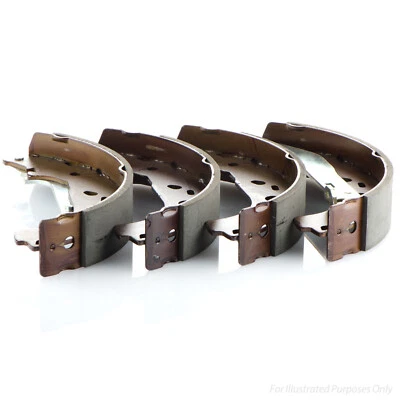 Delphi Rear Handbrake Brake Shoes Genuine OE Quality Replacement - Image 1 of 2