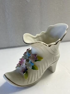Bisque Porcelain Figurine Shoe Bootie Victorian Style Flowers Gold Trim Vtg Read - Picture 1 of 7
