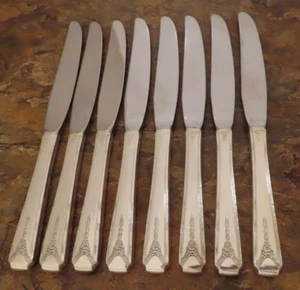 Oneida Milady Set of 8 Dinner Knives Community Silverplate Flatware Lot B - Picture 1 of 5