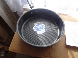 Pfanne Cooks Essentials 24 cm Alu blau mit Glas-Deckel - Bild 1 von 4
