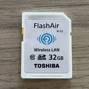 Toshiba FlashAir W-02 32GB SDHC Card Wireless LAN Class10 Genuine - Picture 1 of 1