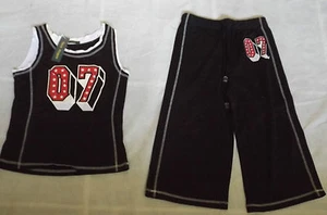 NEW BNWT BOYS M/L BLACK 07 BASKETBALL SPORTS VEST & VERY LONG SHORTS SET 30" - Picture 1 of 1