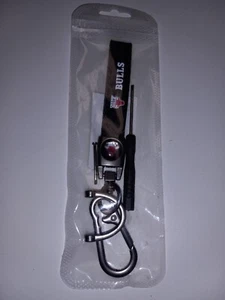NBA Chicago Bulls Keychain Black/Red NEW in the package - Picture 1 of 5