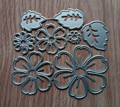 FLOWERS AND LEAVES CUTTING DIE - Image 1 of 2