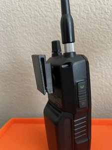 Uniden SDS100 BCD436HP Zamienny klips do paska Wieszak Made In USA - Zdjęcie 1 z 5