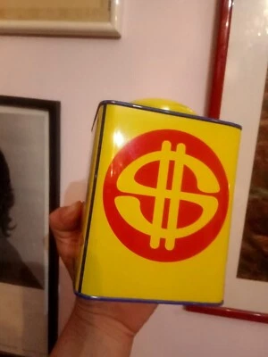 MOLTO RARO METAL BOX ITALY DEPOSITO PAPERONE SALVADANAIO COME FOTO DISNEY - Immagine 1 di 4