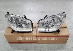 Toyota Rav4 2003 - 2005 ACA20 ACA21 ACA22 Series 2 Headlights Brand New - Picture 1 of 4