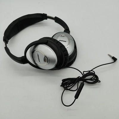 Bose Silver QuietComfort15 Active Noise Cancelling Wired Headphones-New Ear Pads - Image 1 of 4
