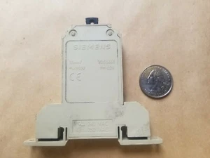 SIEMENS VDE0660 Circuit Breaker - Picture 1 of 2