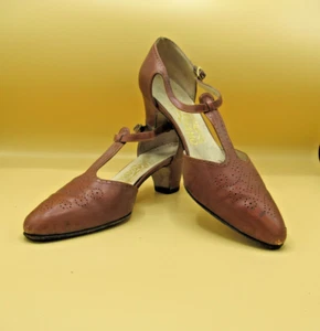 Vintage Salvatore Ferragamo Womens T-Strap Shoes 2" Heel Size 6.5 - Picture 1 of 9