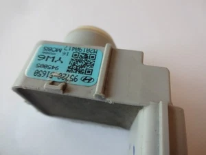 Sensor de estacionamiento 95720-B1650 OEM Genesis G80 - Imagen 1 de 3