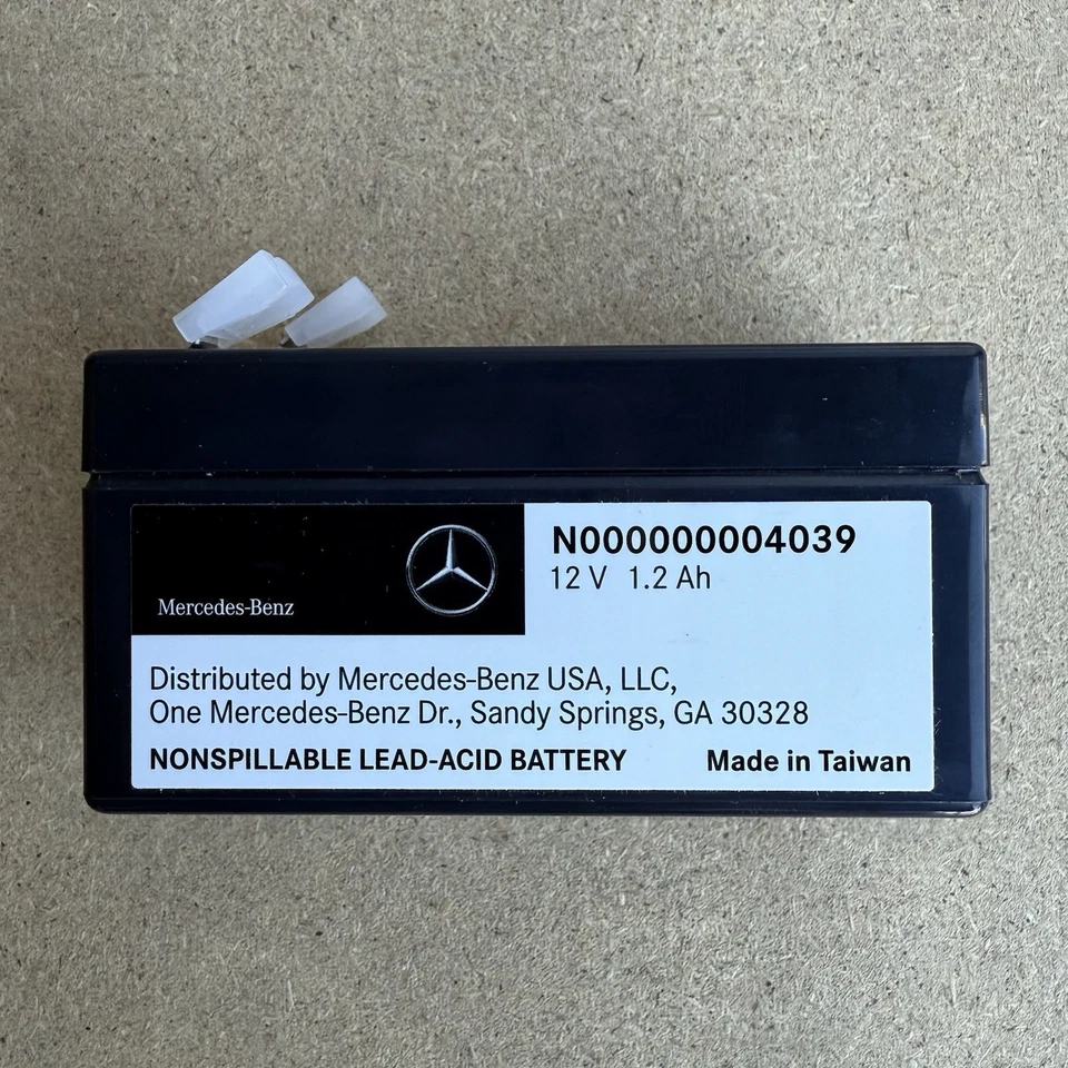 2015-2023 OEM Mercedes-Benz N000000004039 12V 1.2Ah Auxiliary Aux Battery - Image 1 of 4