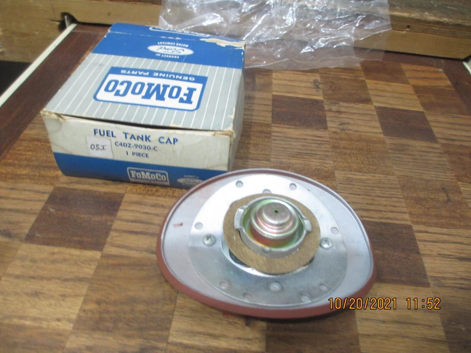 Ford 1964/5 tapa de gasolina Falcon Squire camioneta sedán entrega rancheros ~ Nuevo de Lote Antiguo Foto 1 de 4