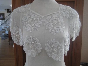 Seltener Vintage weiße Perlenperle Blumen Abendkragen Kreuzfahrt Hochzeit durchsichtig Capelett - Bild 1 von 12