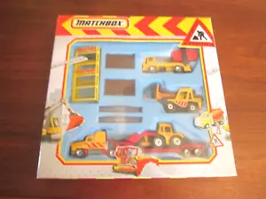 Matchbox Construction Set CS-71 von 1993 mit 4 Fahrzeugen Traktor Sattel & Gerüst - Bild 1 von 7