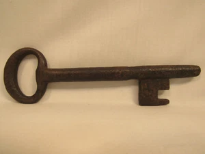 Large Antique Iron Skeleton Key 6 1/4 Inches Long French Estate Find A4 - Picture 1 of 3