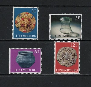 S7557 Luxemburgo 1976 tesoros arqueológicos 4v.   MNH - Imagen 1 de 1