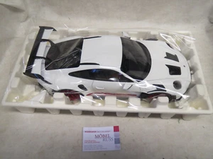Porsche 911 GT3 RS 2022 White & Pyro red 1:12 Norev 1:12 - Picture 1 of 6