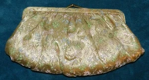 GORGEOUS VINTAGE INGBER CLUTCH PURSE! BEAUTIFUL GOLD FLORAL LAME FABRIC! - Picture 1 of 5