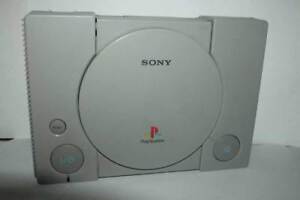 KONSOLE SONY PS1 PLAYSTATION SCPH-5502 GEBRAUCHTE VERSION MULTIMODE3 PAL FR1 43786