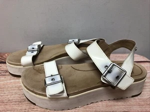 UGG Angie White Patent Leather Ankle Strap Platform Sandals Womens 7.5 (9I64) - Picture 1 of 10