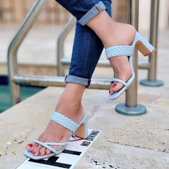 Sandalias para mujer azules trenzadas gruesas de tacón bloque (talla 5,5) Foto 1 de 4