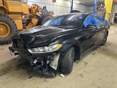 Vidrio trasero izquierdo usado para puerta trasera se adapta: Ford Fusion 2015 vidrio solar grado trasero izquierdo Foto 1 de 4