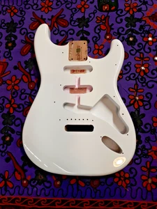 Allparts Fender Licensed Olympic white Strat Stratocaster Alder body - Bild 1 von 6