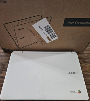 Acer Chromebook 11 CB3-111-C8UB 11.6" Celeron N2830 2GB 16GB eMMC Tested Working - Image 1 of 4