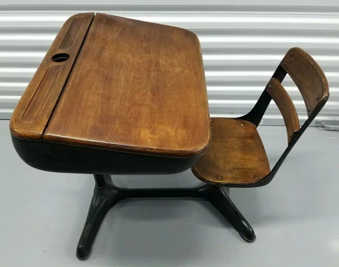 📚 📖 Antique Vintage Child Art School Desk, 1930 - 1950's, Swivel Seat, Inkwell Cover