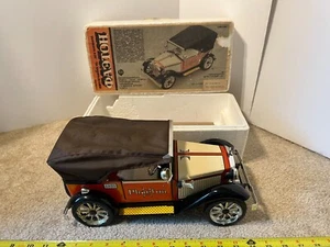 Vintage russisches, sowjetisches CCCP batteriebetriebenes Blechspielzeugauto 1925 Phaeton. Funktioniert! - Bild 1 von 21