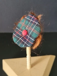 DOLLS HOUSE - HANDMADE OOAK SCOTTSMANS HAT 1/12TH SCALE - Picture 1 of 2