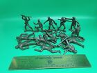 Vintage 15Pc Plastic Rack Toy Army Men Lot World War Green Soldier Military Man