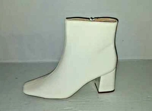 Journee Womens Haylinn Tru Comfort Foam White Block Heel Booties Boots 9WD - Picture 1 of 5