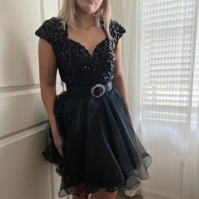 Vintage NWT 90s Faviana Sequined Black Open Back Mini Prom Dress Sz 3/4 - Image 1 of 4