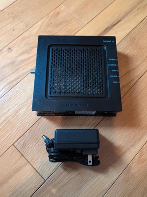 Motorola Surfboard SB6120 DOCSIS 3.0 Cable Modem with Ethernet - Image 1 of 3