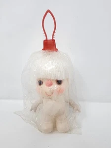 Bambola Darice piccola in plastica corpo intero con capelli in filato bianco 5,5" anni 70 - Foto 1 di 5