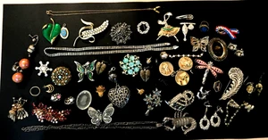 Gran Lote Joyería Vintage para Reparar Artesanía o Usar Como Están Estrás - Imagen 1 de 8