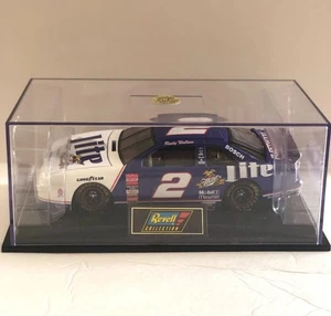Rusty Wallace '97 Miller Lite Ford Thunderbird 1:24 NASCAR - Bild 1 von 1
