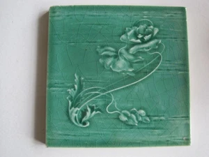 ANTIQUE 6" MOULDED & MAJOLICA  ART NOUVEAU TILE - H. RICHARDS - RD 488371 c1906 - Picture 1 of 2
