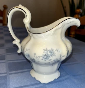 Johann Haviland Blue Garland Bavaria Creamer 5 1/4", Set of 1 - Picture 1 of 11