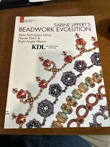 Sabine Lippert's Beadwork Evolution: New Techniques Using Peyote - Picture 1 of 2
