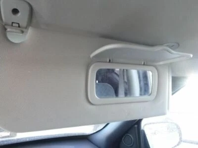 Parasol derecho pasajero sin iluminación se adapta 01-05 AZTEK 550193 Foto 1 de 4