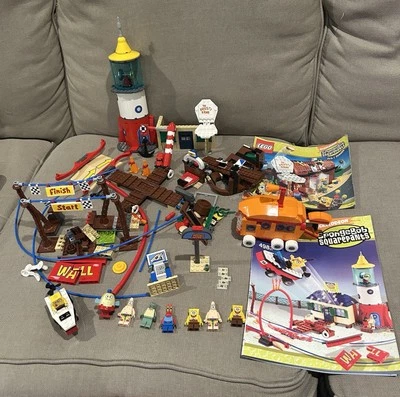 Incomplete Lego SpongeBob Squarepants Lego 4982, 3825, 3830 - Image 1 of 4