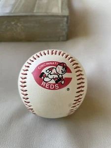 Cincinnati Reds 1993 Souvenir baseball collectible ball - Picture 1 of 2