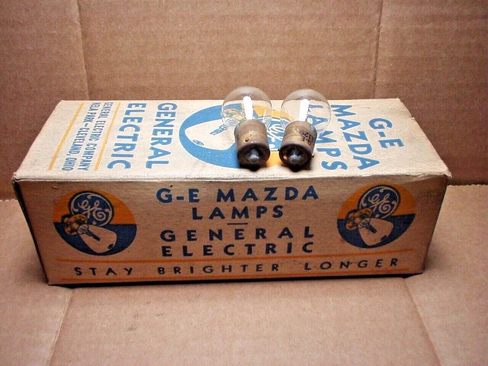 1941 1942 1948 1950 Chrysler Dodge Packard bombillas intermitentes traseras # 1129 ¡Nuevo de Lote Antiguo! Foto 1 de 1